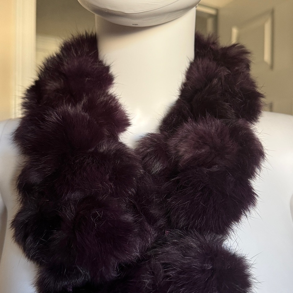 Rex Rabbit Fur Pom Pom Scarf Like New in Burgundy